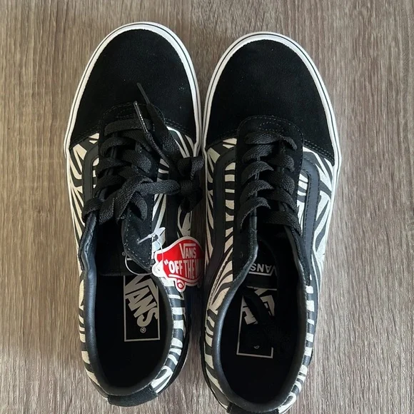 NWT Vans Suede Metallic Zebra New Sneakers Womens Size 8 - Picture 6 of 8